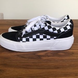 Women’s Vans Old Skool Platforms
